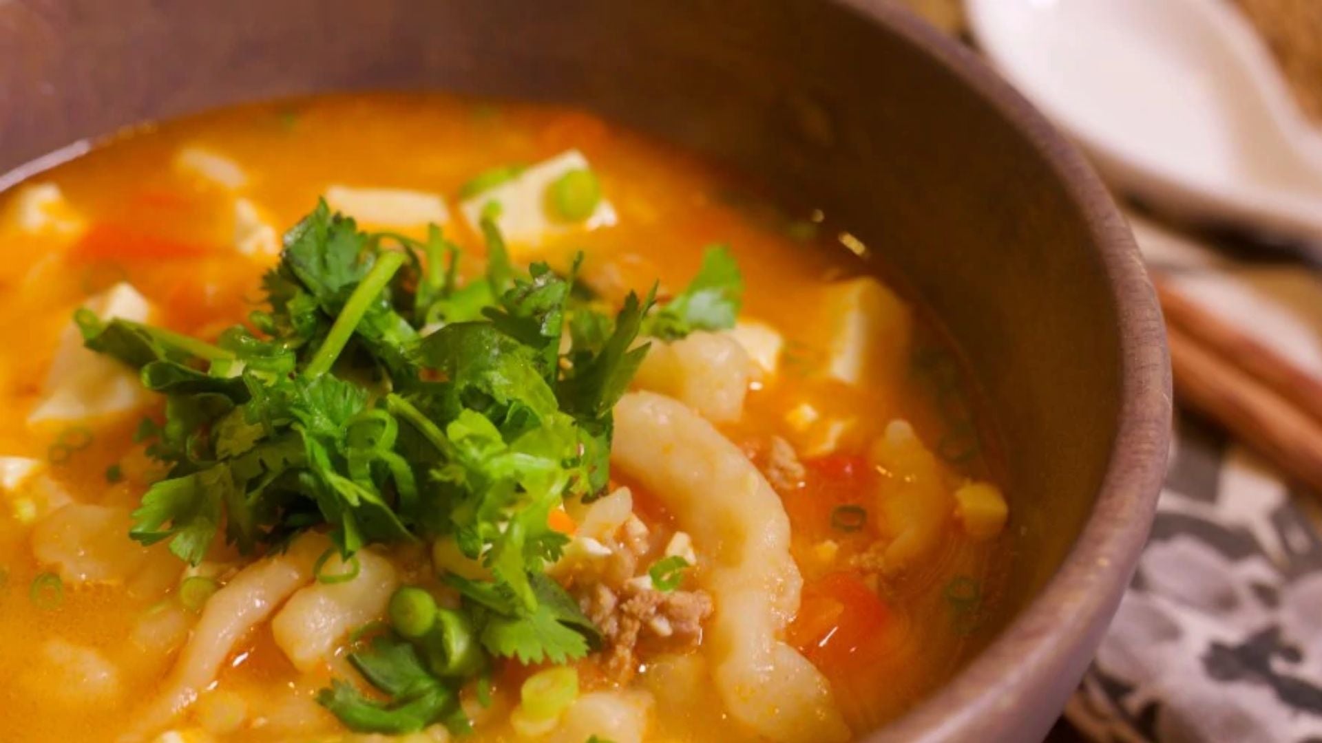 Chopstick Noodles 蕃茄麵疙撘 – ChiaChia's Queendom