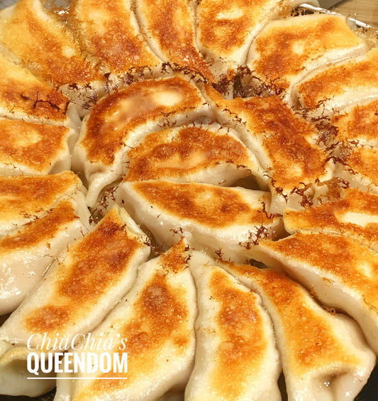 Snowflake Potstickers 煎餃 鍋貼